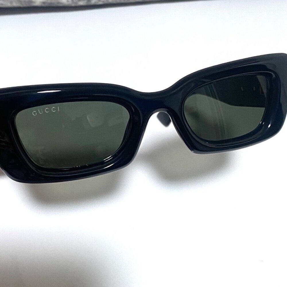 NEW GUCCI Cat-eye Frame Sunglasses GG1827S in Black - Picture 4 of 6